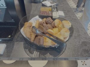 羽田　センチュリオン・ラウンジ　食事